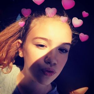 Meet your Posher, Macey